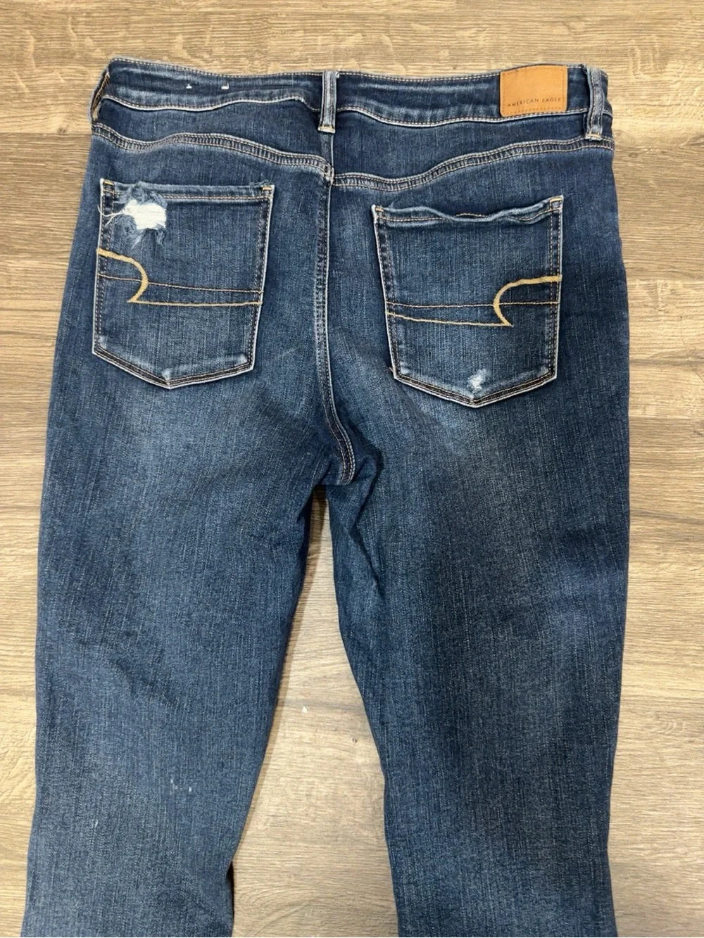 American Eagle Hi-Rise Jegging Distressed Button Fly Jeans Sz 16